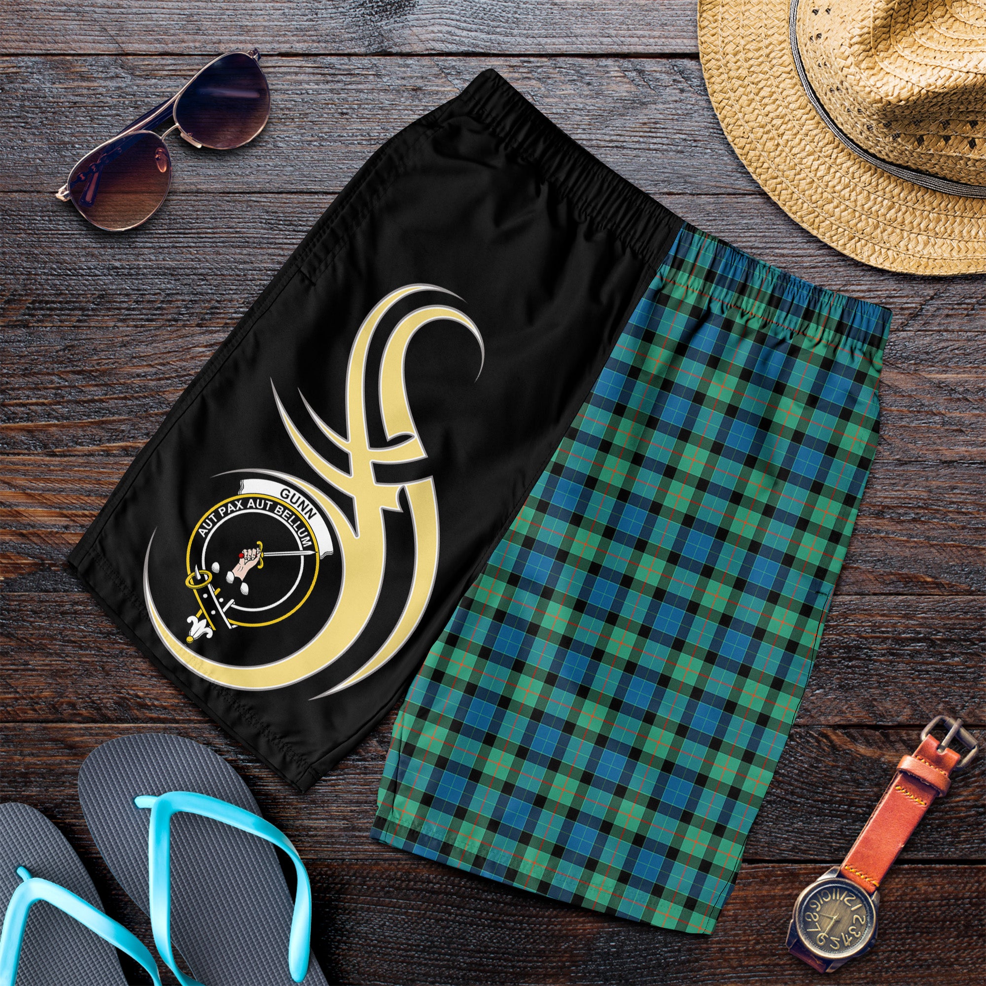 Guthrie Ancient Tartan Crest Men's Short PM8