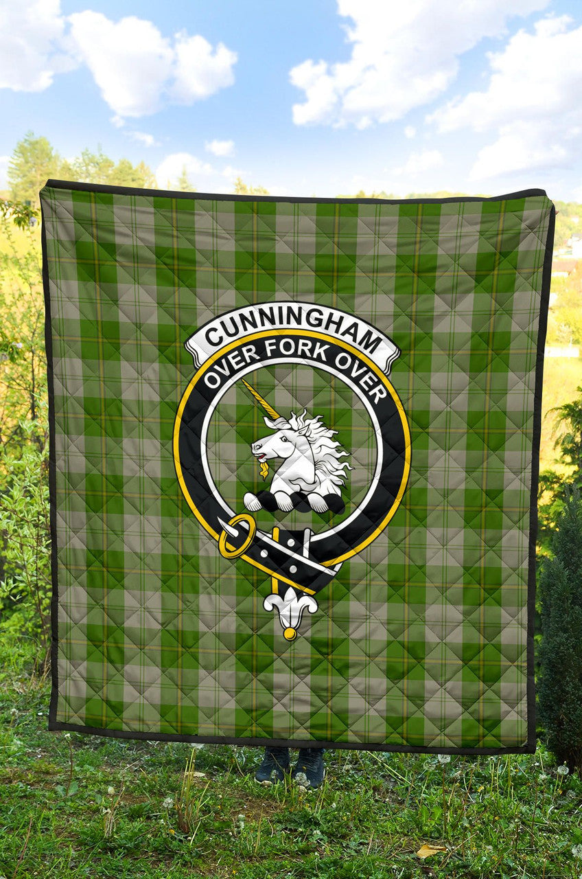 Cunningham Dress Burgundy (Dance) Tartan Polo Shirt - Royal Coat Of Arms Style