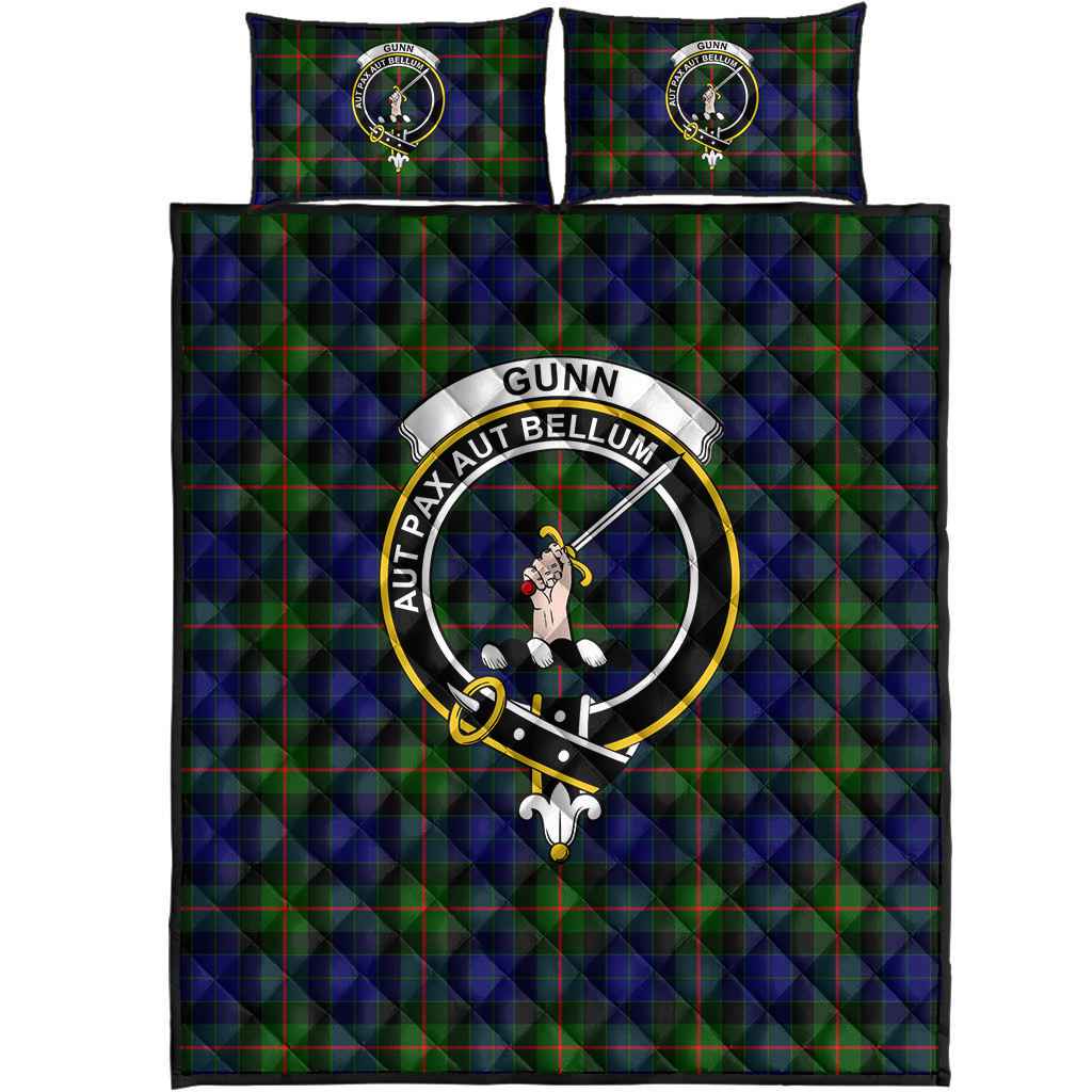 Leith Tartan Crest Premium Quilt - Gold Thistle Style main image 0