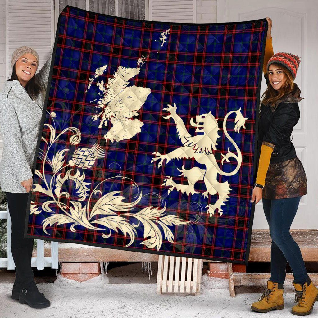 Walkinshaw Tartan Premium Quilt, Scottish Tartan Walkinshaw Clan Quilt Cross Style main image 0