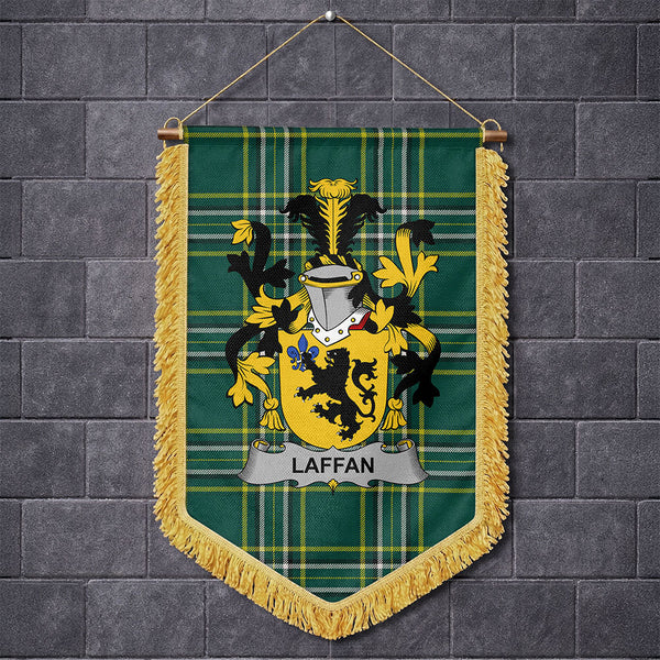 Irish Family Crest Wall Hanging Banners - Surnames Beginning With L ...