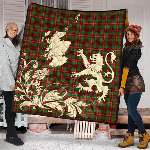 Scottish Ainslie Clan Tartan Quilt Rampant Lion with Thistle Tartan Plaid 2
