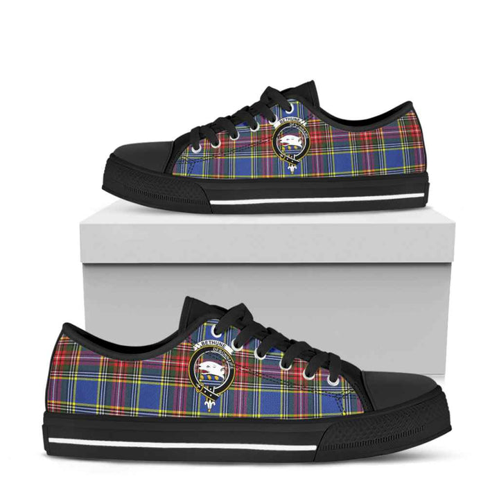 Scottish Bethune Clan Crest Tartan Low Top Shoes Tartan Plaid Black