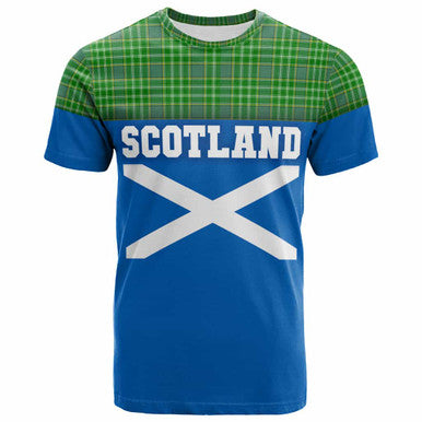Scottish Currie Clan Tartan T-Shirt - Lion Rampant of Scotland With Flag Front Side Tartan Plaid