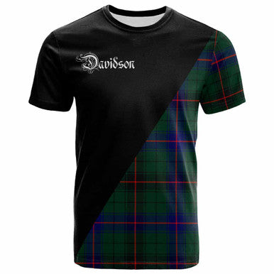 Scottish Davidson Clan Crest Tartan T-Shirt - Military Logo Front Side Tartan Plaid