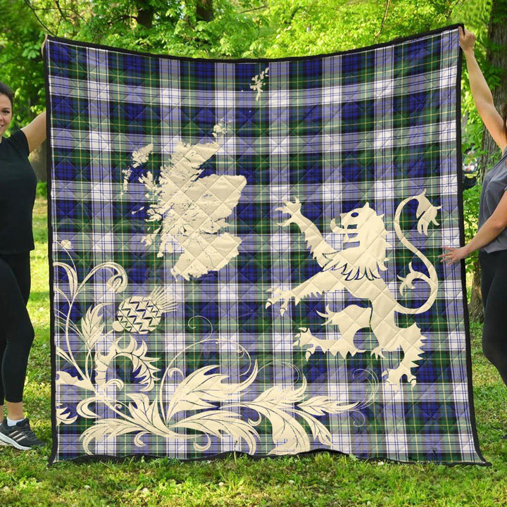 Scottish Gordon Dress Modern Clan Tartan Quilt Rampant Lion with Thistle Tartan Plaid 1