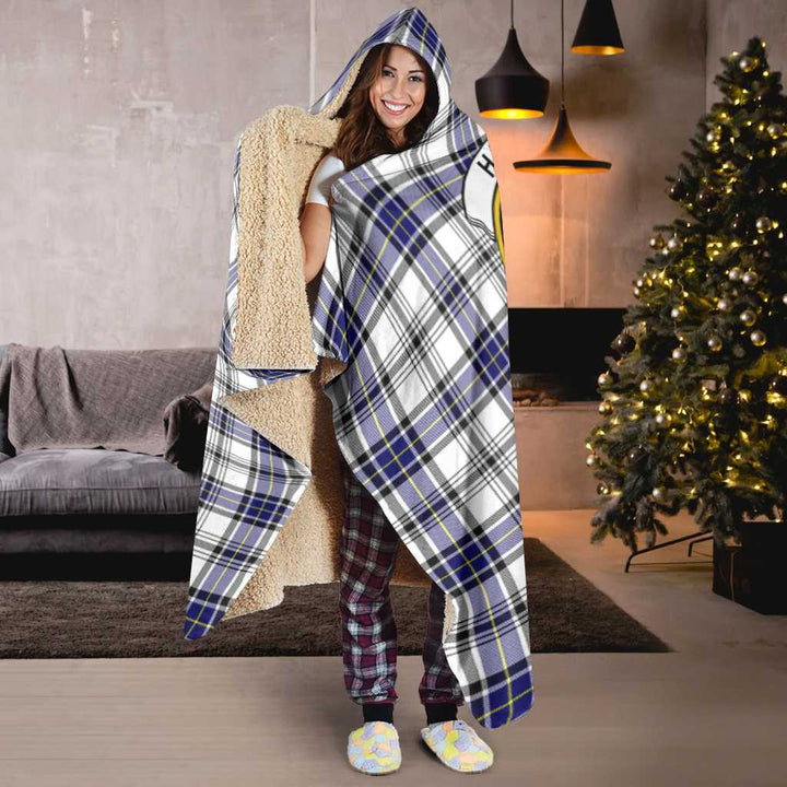 Scottish Hannay Clan Crest Tartan Hooded Blanket Tartan Plaid 6
