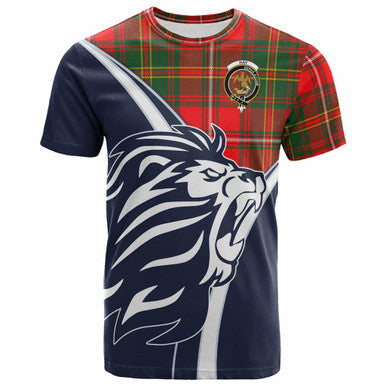 Scottish Hay Clan Crest Tartan T-Shirt - Scottish Flag With Lion Front Side Tartan Plaid