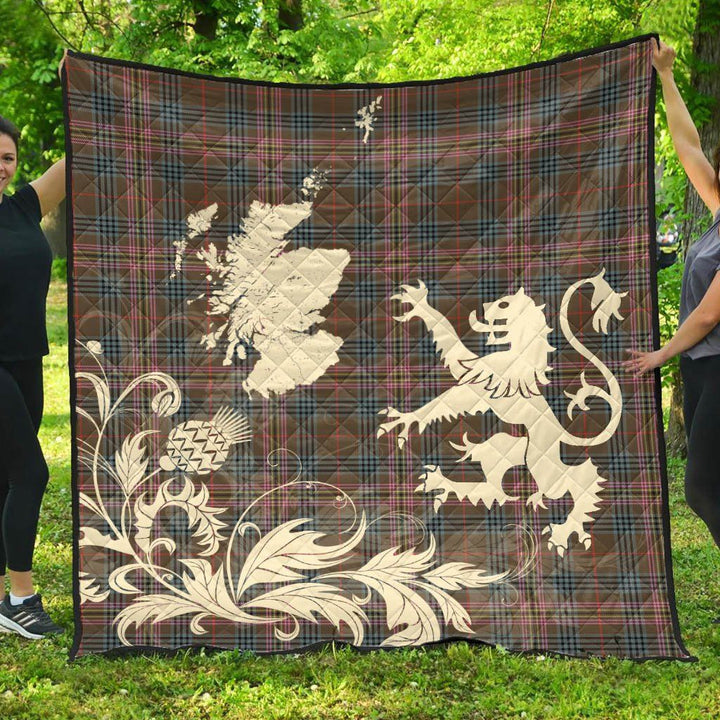 Scottish Kennedy Weathered Clan Tartan Quilt Rampant Lion with Thistle Tartan Plaid 1
