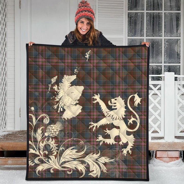 Scottish Kennedy Weathered Clan Tartan Quilt Rampant Lion with Thistle Tartan Plaid 3