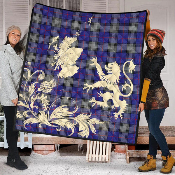 Scottish Kinnaird Clan Tartan Quilt Rampant Lion with Thistle Tartan Plaid 2