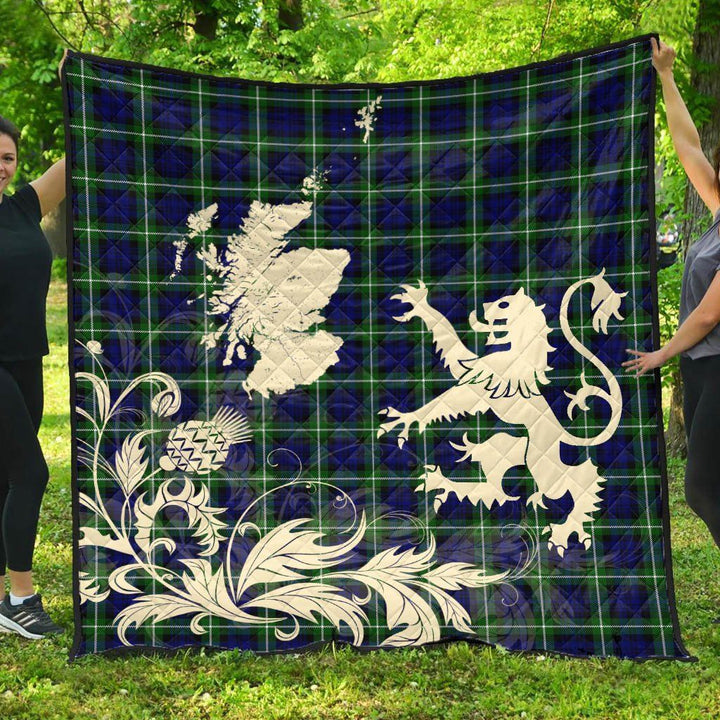 Scottish Lamont Modern Clan Tartan Quilt Rampant Lion with Thistle Tartan Plaid 1