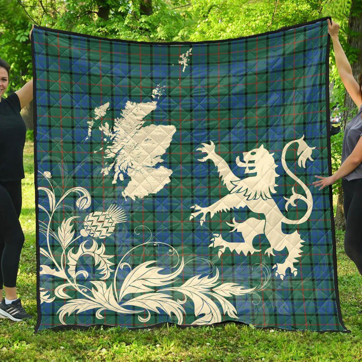Scottish Lauder Clan Tartan Quilt Rampant Lion with Thistle Tartan Plaid 1