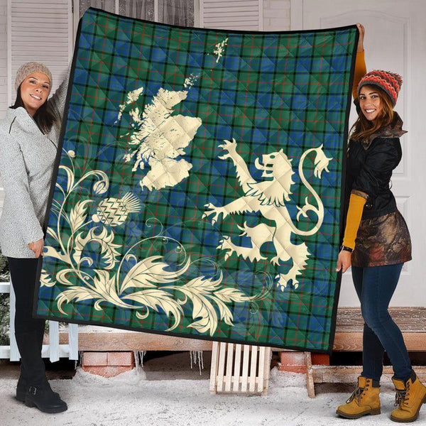 Scottish Lauder Clan Tartan Quilt Rampant Lion with Thistle Tartan Plaid 2