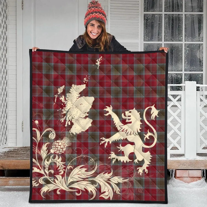 Scottish Lindsay Weathered Clan Tartan Quilt Rampant Lion with Thistle Tartan Plaid 3