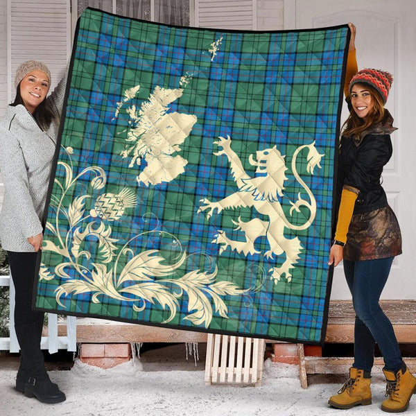 Scottish Lockhart Clan Tartan Quilt Rampant Lion with Thistle Tartan Plaid 2