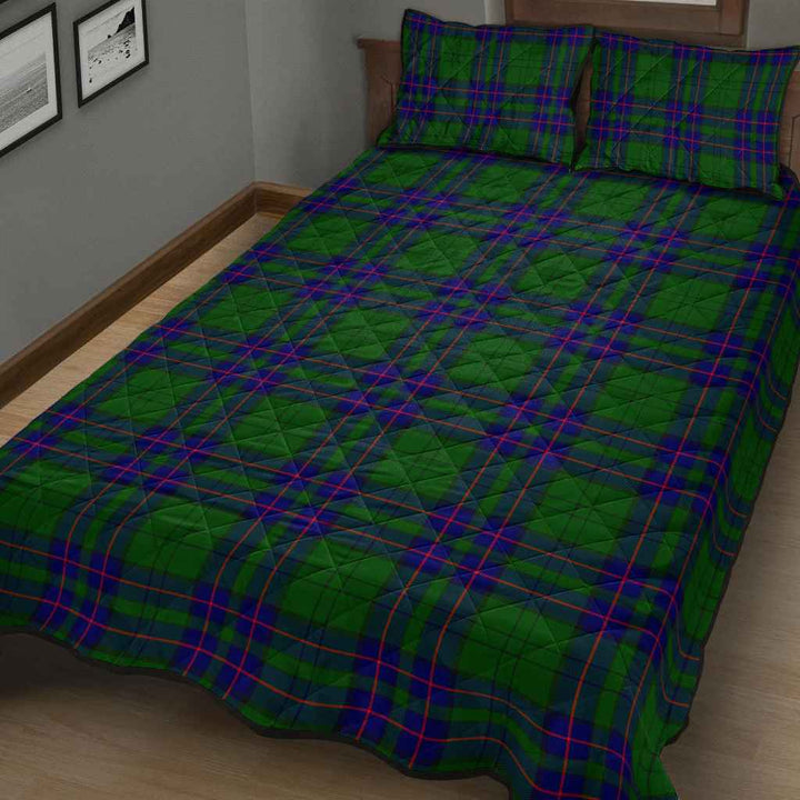 Scottish Lockhart Modern Clan Tartan Quilt Bed Set Tartan Plaid 3