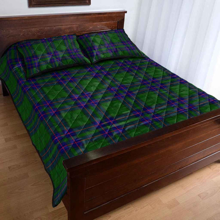 Scottish Lockhart Modern Clan Tartan Quilt Bed Set Tartan Plaid 4