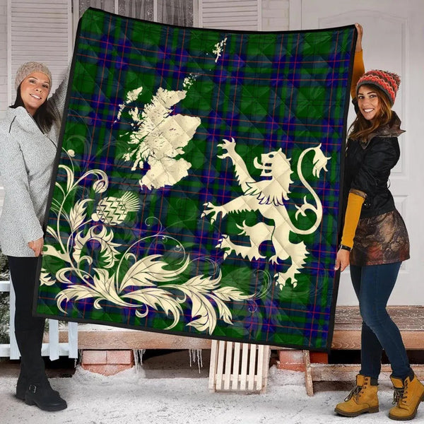 Scottish Lockhart Modern Clan Tartan Quilt Rampant Lion with Thistle Tartan Plaid 2