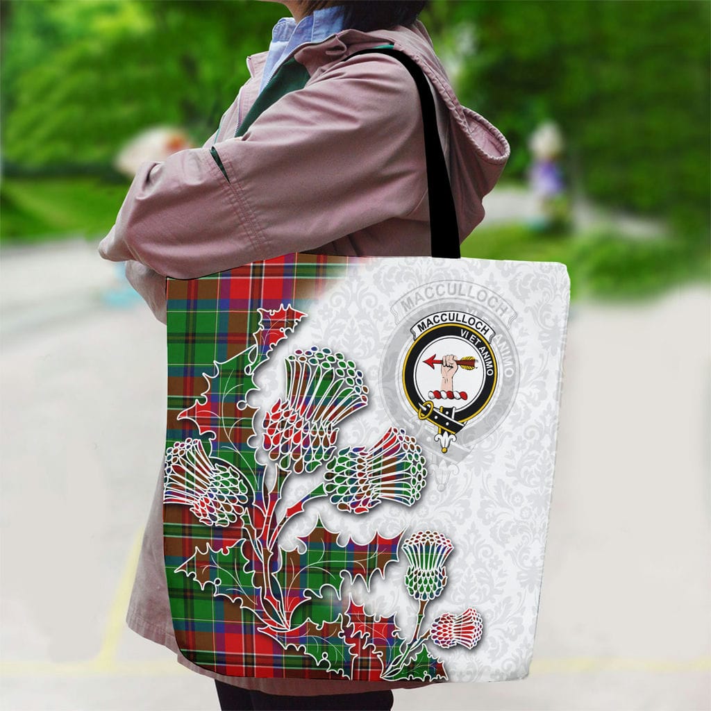 MacCulloch (McCulloch) Tartan Crest T-shirt main image 1
