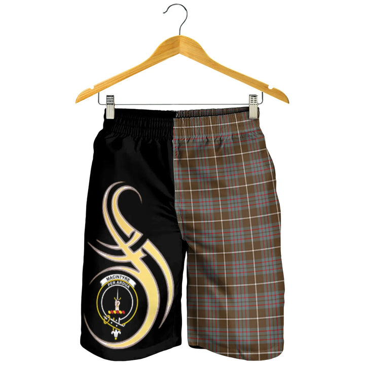Scottish MacIntyre Hunting Weathered Clan Crest Tartan Believe in Me Men's Shorts