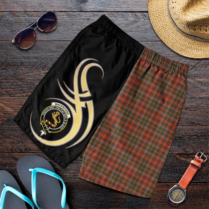 Scottish MacKintosh Hunting Weathered Clan Crest Tartan Believe in Me Men's Shorts