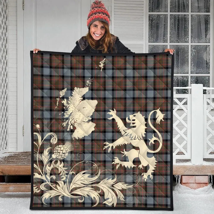Scottish MacLaren Weathered Clan Tartan Quilt Rampant Lion with Thistle Tartan Plaid 3