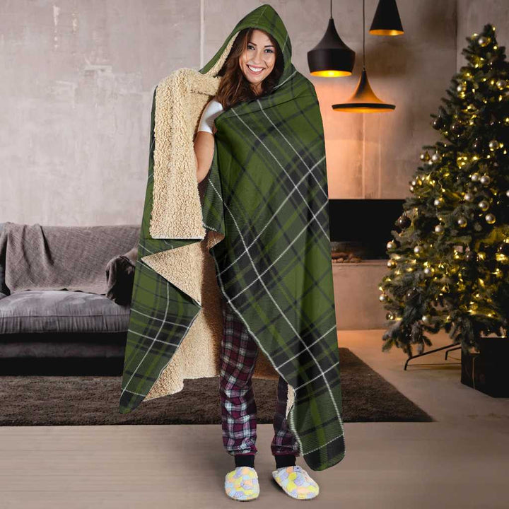 Scottish MacLean Hunting Clan Tartan Hooded Blanket Tartan Plaid 6