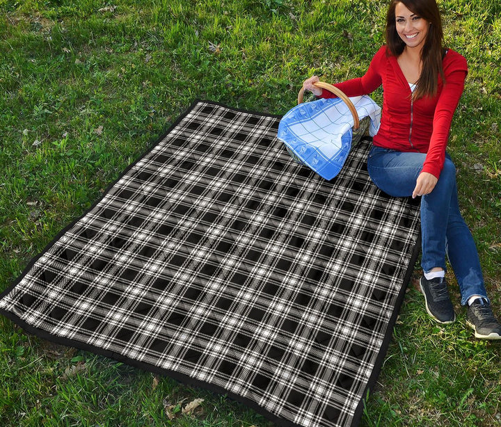 Scottish Menzies Black & White Modern Clan Tartan Quilt Tartan Plaid 4