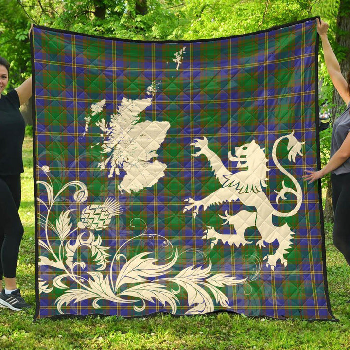 Scottish Strange of Balkaskie Clan Tartan Quilt Rampant Lion with Thistle Tartan Plaid 1
